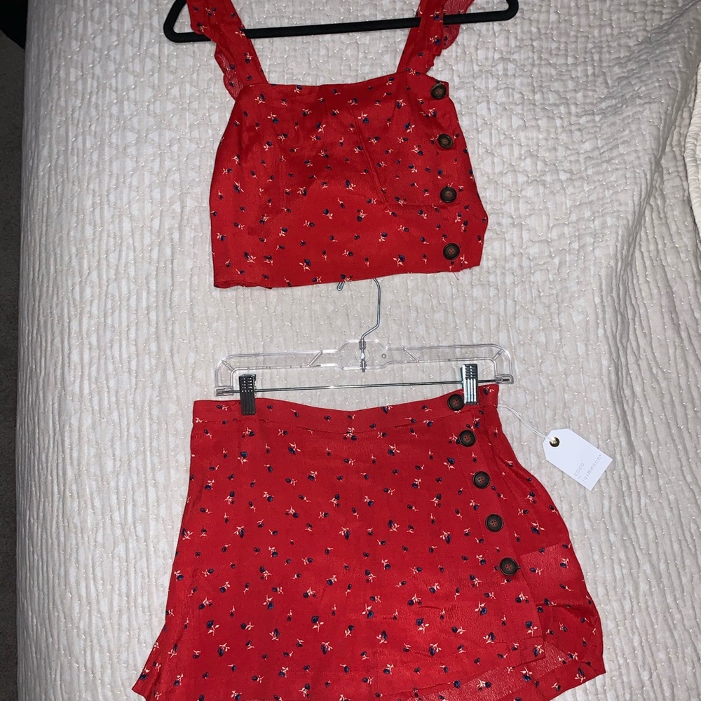 Two piece set